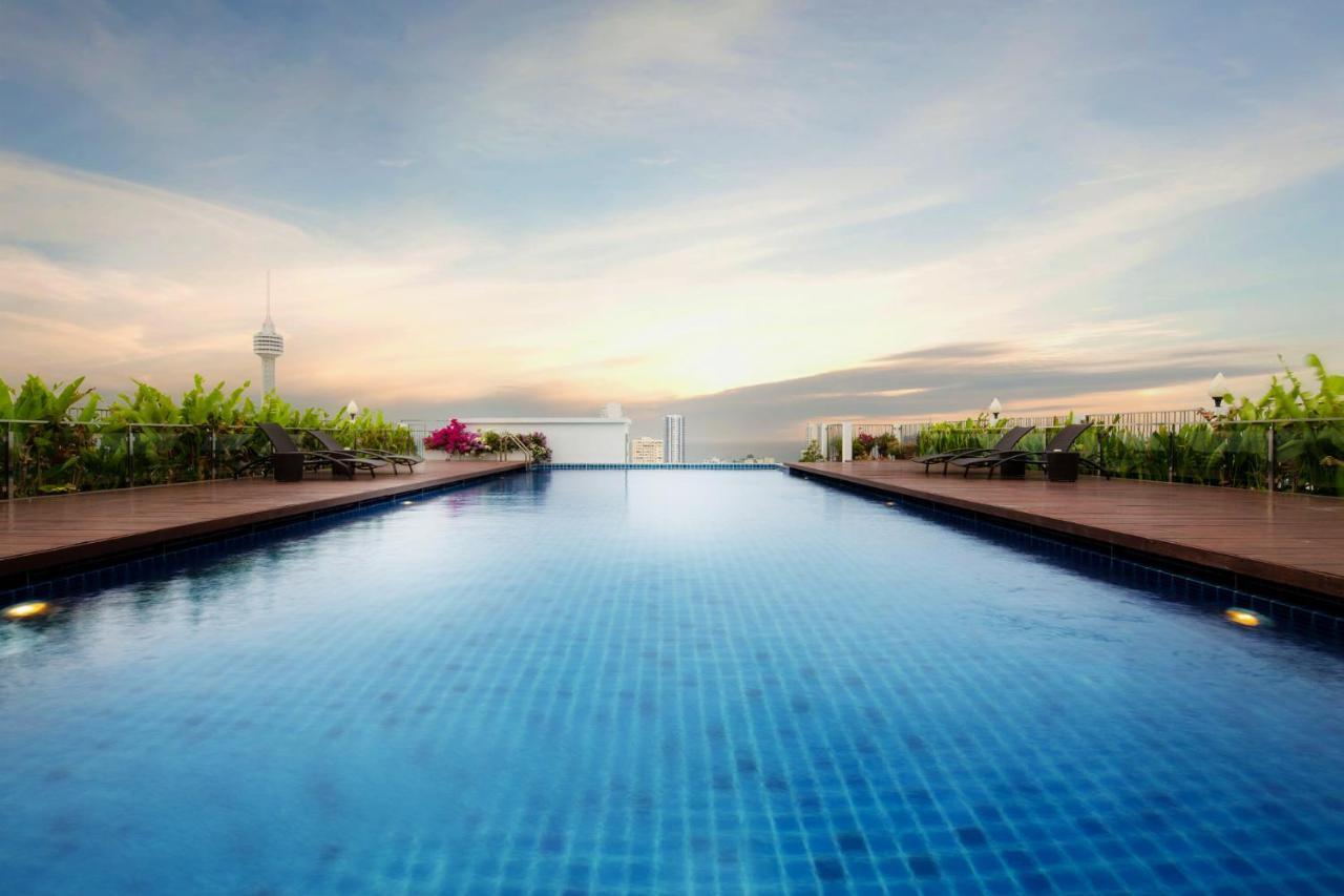 Aiyara Grand Hotel Pattaya Exterior photo