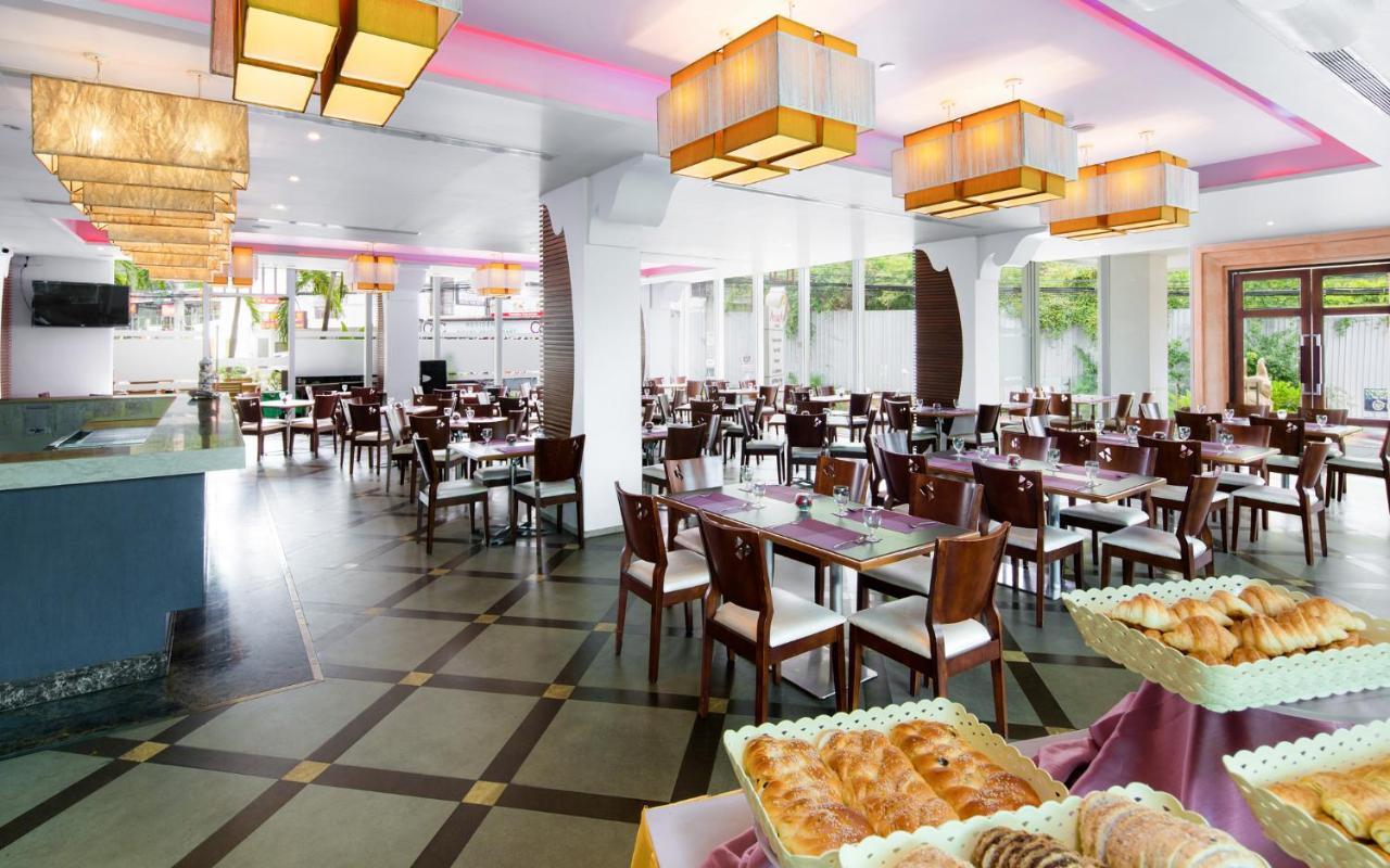Aiyara Grand Hotel Pattaya Exterior photo